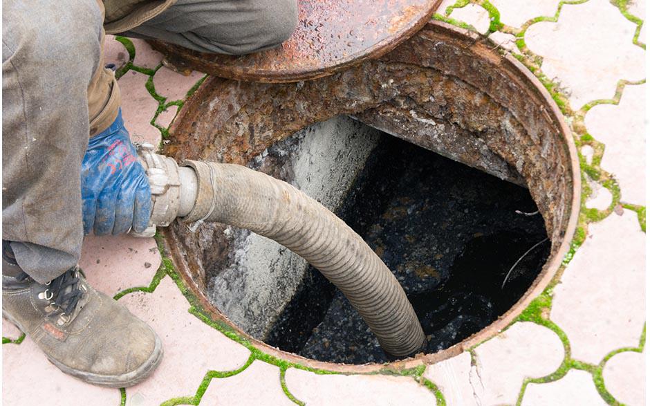 déboucher une canalisation wc Menucourt